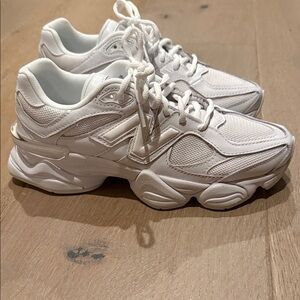 New Balance unisex 9060 triple white sneakers—brand new with box. Size 6 M;7.5 W